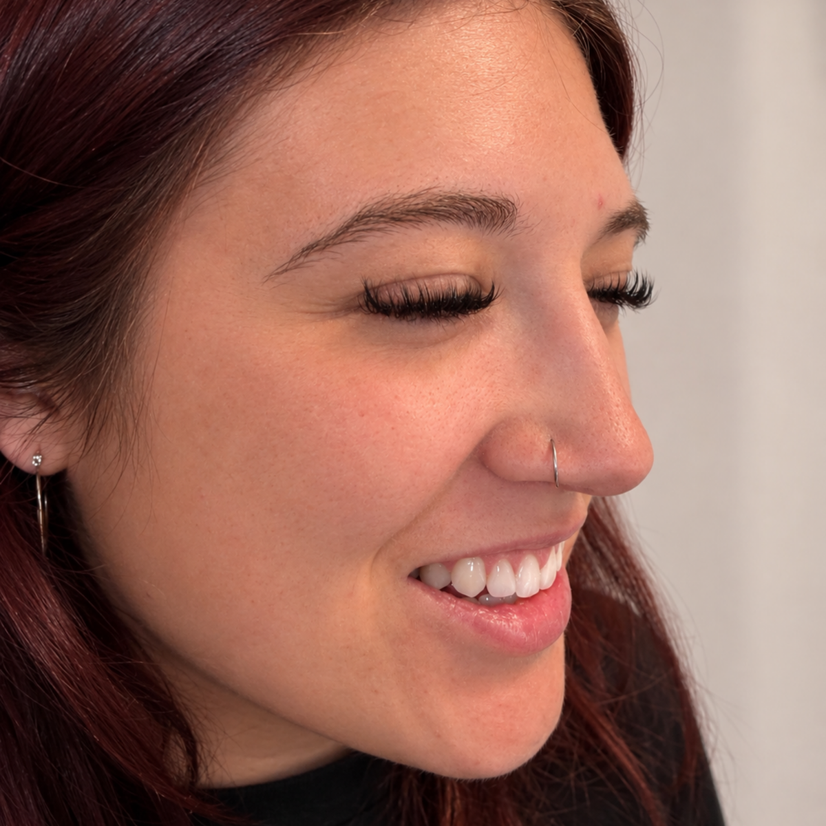 Pose complète d’extensions de cils — Styles variés