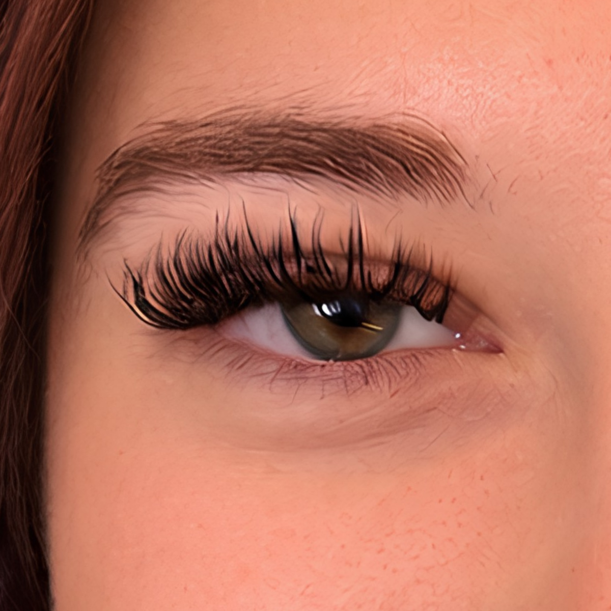 Pose complète d’extensions de cils — Styles variés