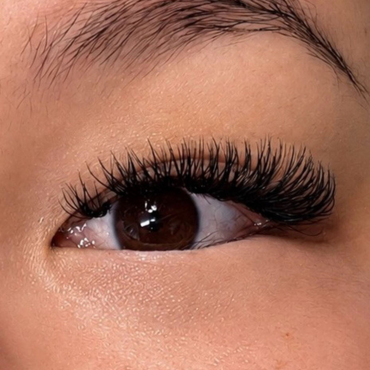 Extensions de cils UV - Pose complète