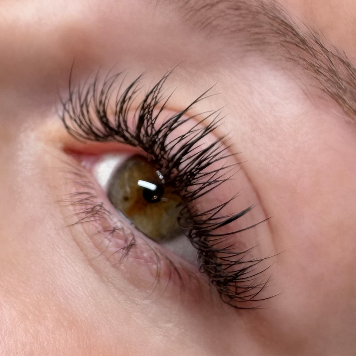 Extensions de cils UV - Pose complète